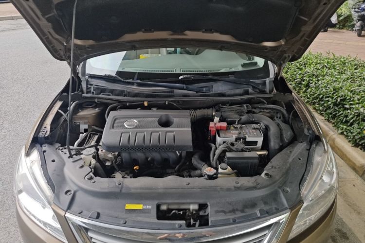 Used Nissan Sylphy 2012 1.6 XL CVT Luxury Edition Engine Bay