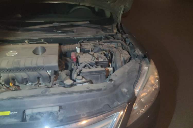 Used Nissan Sylphy 2012 1.6 XL CVT Luxury Edition Engine Bay Left