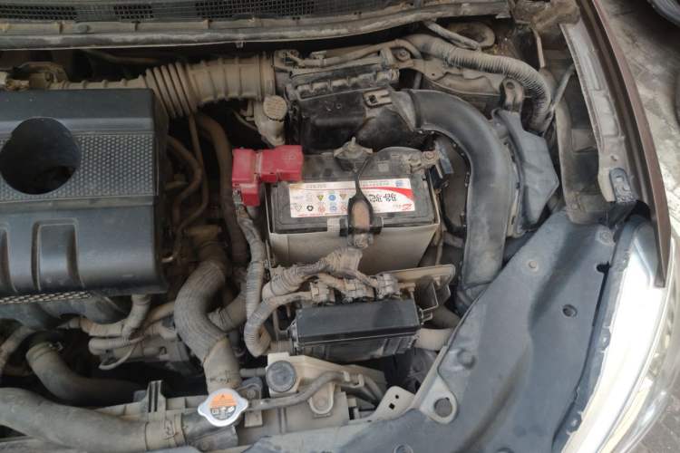 Used Nissan Sylphy 2012 1.6 XL CVT Luxury Edition Engine Bay Left
