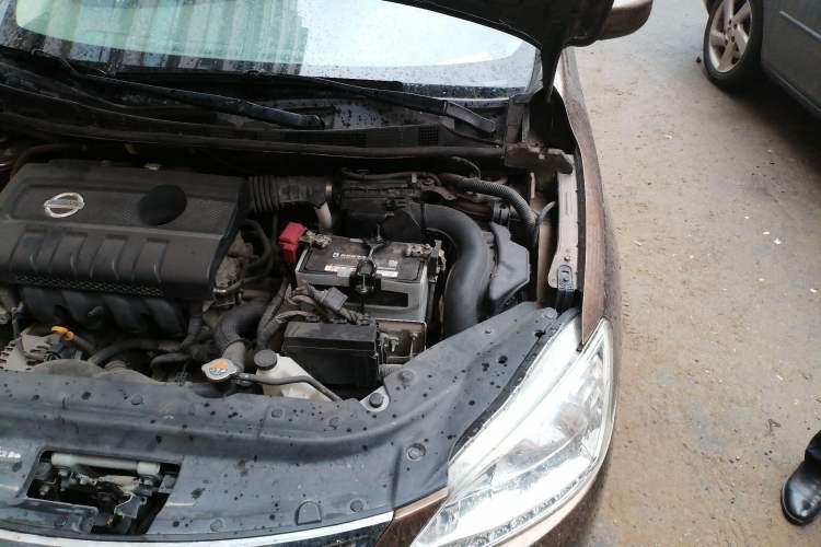 Used Nissan Sylphy 2012 Classic 1.6 XL Automatic Luxury Edition Engine Bay Left