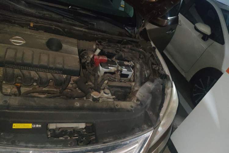 Used Nissan Sylphy 2012 1.6 XL CVT Luxury Edition Engine Bay Left