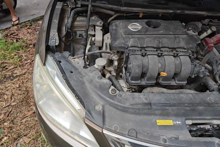 Used Nissan Sylphy 2012 1.8XL CVT Luxury Edition Engine Bay Right