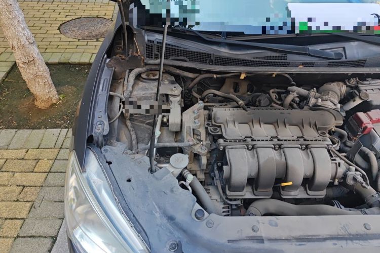 Used Nissan Sylphy  Engine Bay Right