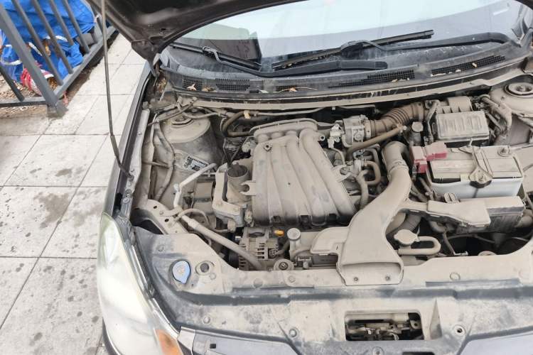 Used Nissan Sylphy 2012 Classic 1.6XE Manual Comfort Edition Engine Bay Right