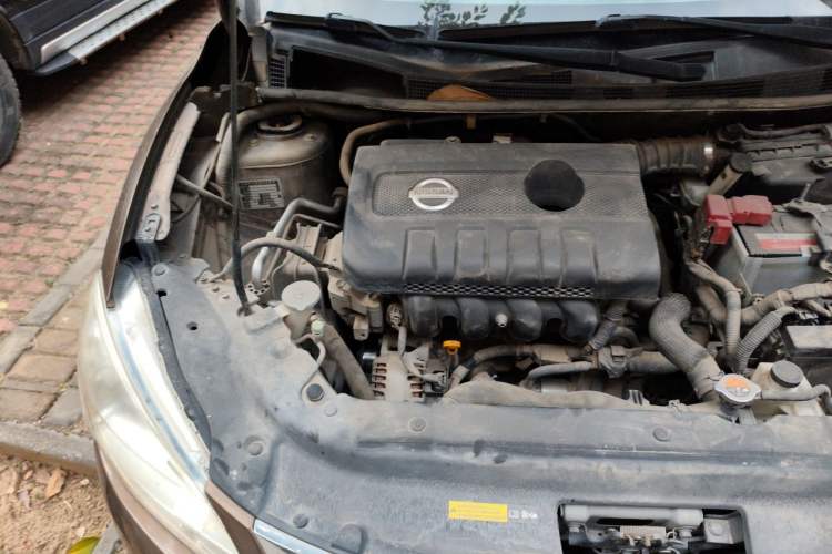 Used Nissan Sylphy 2012 1.6 XL Manual Luxury Edition Engine Bay Right