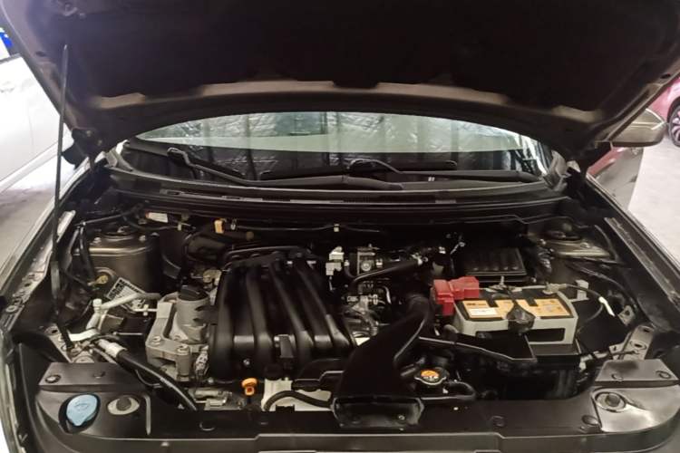 Used Nissan Sylphy 2012 Classic 1.6XE Manual Comfort Edition Engine Bay