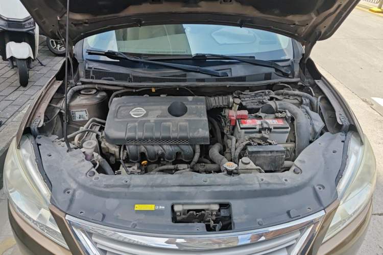 Used Nissan Sylphy 2012 1.6 XL CVT Luxury Edition Engine Bay