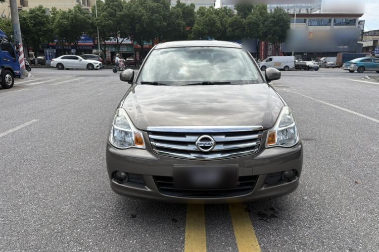 Used Nissan Sylphy 2012 Classic 1.6XE Manual Comfort Edition Exterior 4