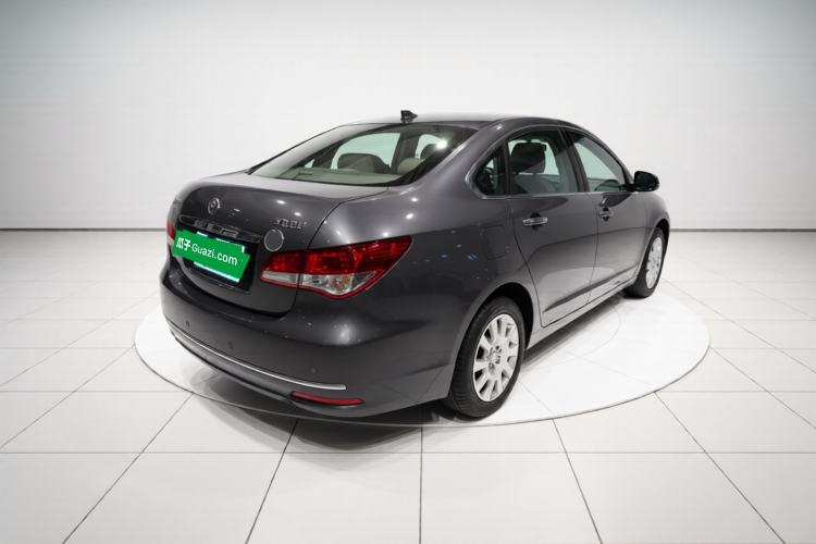 Used Nissan Sylphy 2012 Classic 1.6XE Automatic Comfort Edition Exterior 5