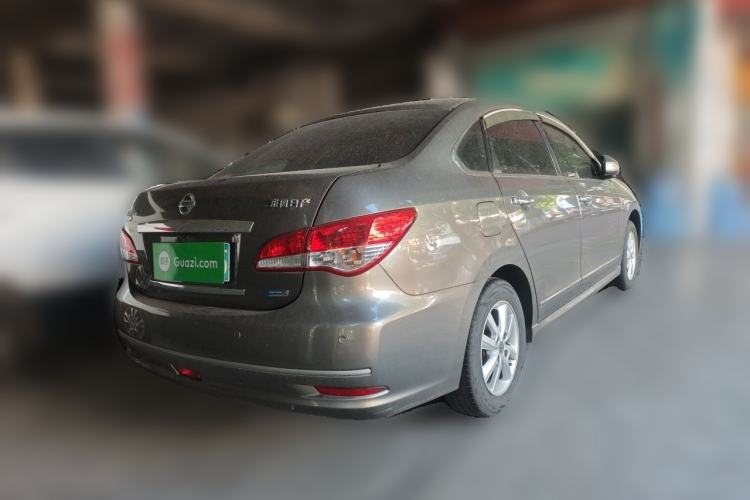 Used Nissan Sylphy 2012 Classic 1.6XE Manual Comfort Edition Exterior 5