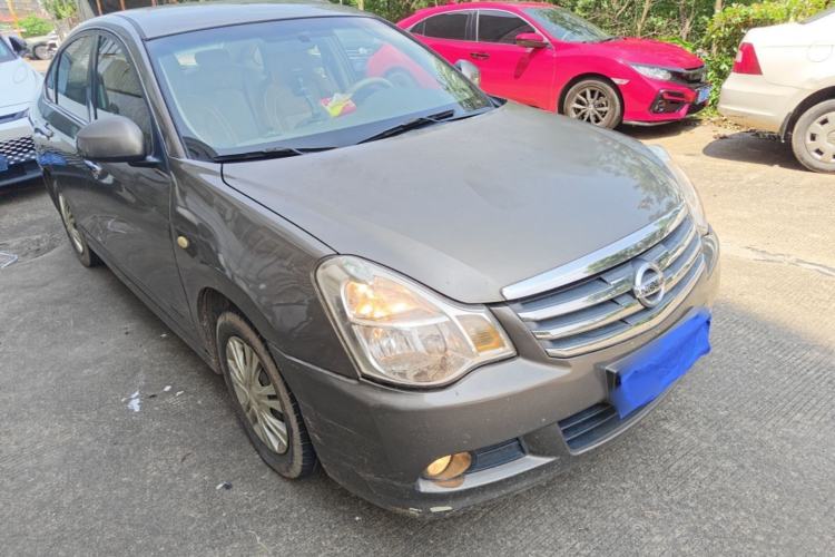 Used Nissan Sylphy 2012 Classic 1.6XE Automatic Comfort Edition Front Right 45 Deg