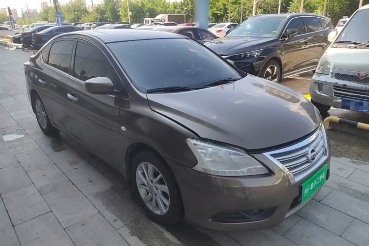 Used Nissan Sylphy 2012 1.6 XL CVT Luxury Edition Front Right 45 Deg