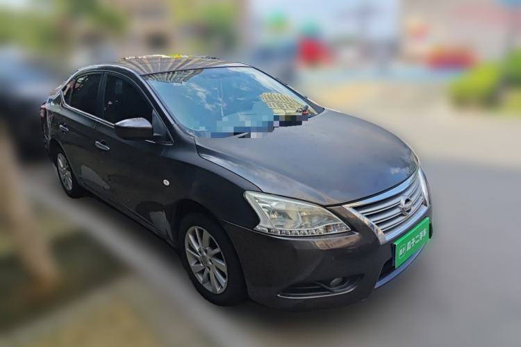 Used Nissan Sylphy  Front Right 45 Deg