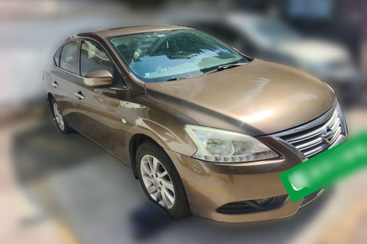 Used Nissan Sylphy 2012 1.6 XL CVT Luxury Edition Front Right 45 Deg