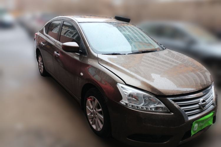 Used Nissan Sylphy 2012 Classic 1.6 XL Automatic Luxury Edition Front Right 45 Deg