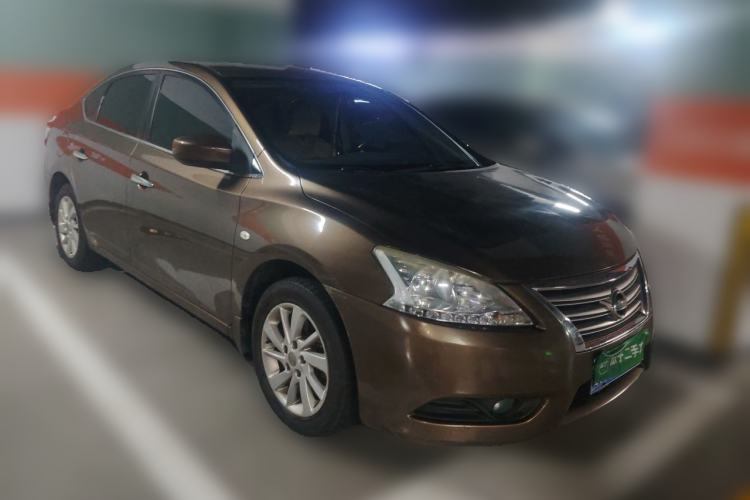 Used Nissan Sylphy 2012 1.6 XL CVT Luxury Edition Front Right 45 Deg