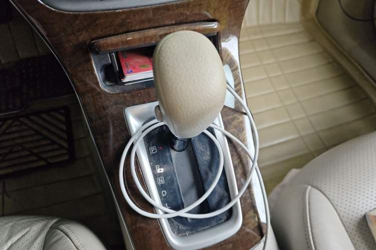 Used Nissan Sylphy 2012 1.6 XL CVT Luxury Edition Gear Lever