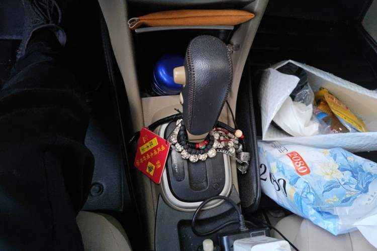 Used Nissan Sylphy 2012 Classic 1.6XE Automatic Comfort Edition Gear Lever