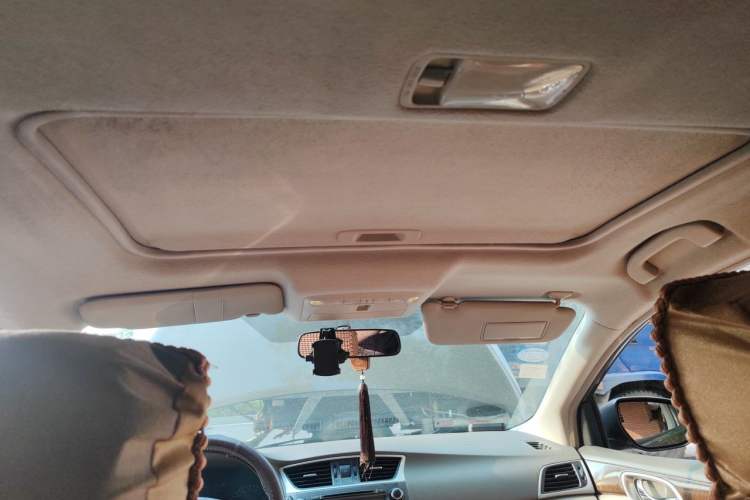 Used Nissan Sylphy 2012 1.6 XL Manual Luxury Edition Headliner