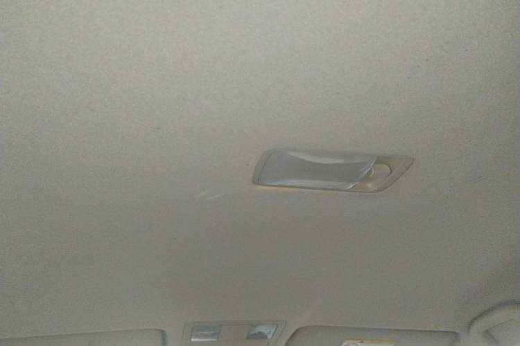 Used Nissan Sylphy 2012 Classic 1.6XE Manual Comfort Edition Headliner