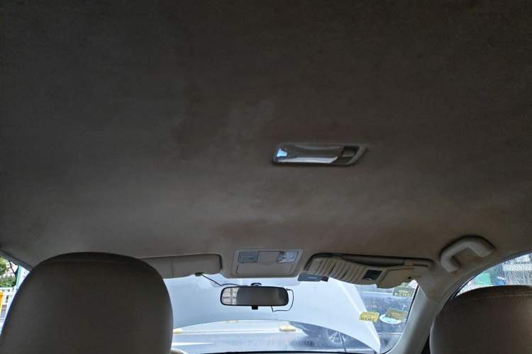 Used Nissan Sylphy 2012 Classic 1.6XE Automatic Comfort Edition Headliner
