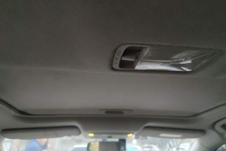 Used Nissan Sylphy 2012 1.6 XL Manual Luxury Edition Headliner
