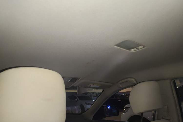 Used Nissan Sylphy 2012 Classic 1.6XE Automatic Comfort Edition Headliner