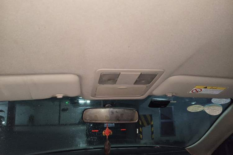 Used Nissan Sylphy 2012 Classic 1.6XE Manual Comfort Edition Headliner