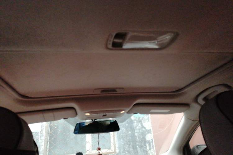 Used Nissan Sylphy 2012 Classic 1.6 XL Automatic Luxury Edition Headliner