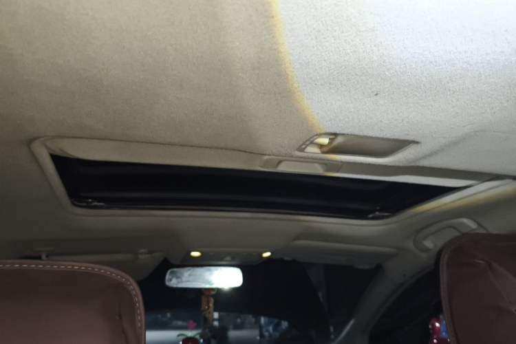 Used Nissan Sylphy 2012 Classic 1.6 XL Automatic Luxury Edition Headliner