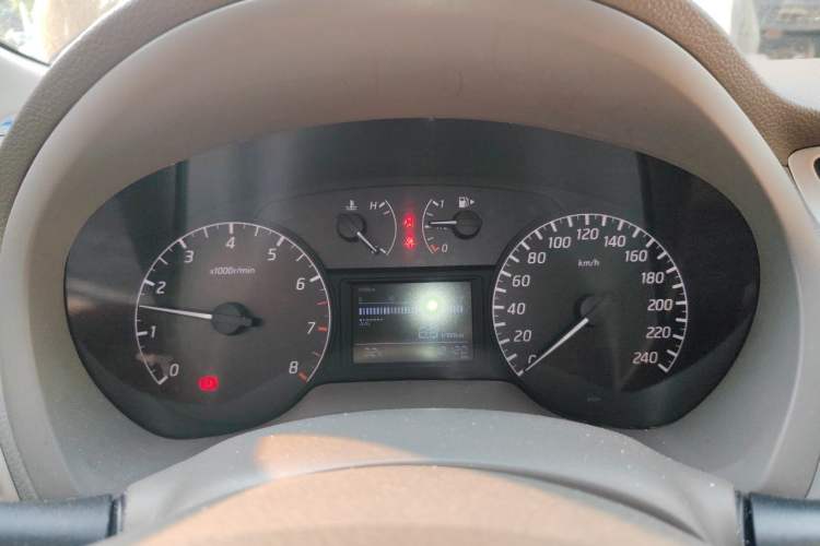Used Nissan Sylphy 2012 1.6 XL Manual Luxury Edition Instrument Cluster