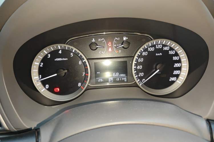 Used Nissan Sylphy 2012 1.8XL CVT Luxury Edition Instrument Cluster