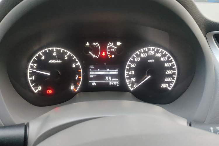 Used Nissan Sylphy 2012 1.6 XL Manual Luxury Edition Instrument Cluster