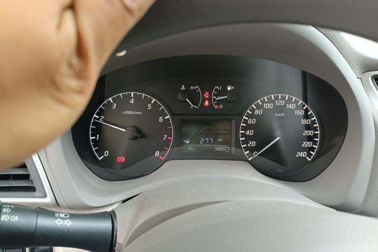 Used Nissan Sylphy 2012 1.6XE Manual Comfort Edition Instrument Cluster