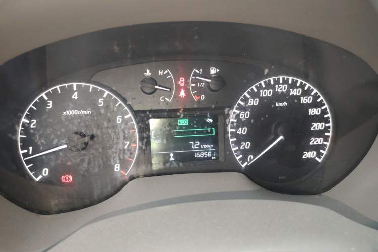 Used Nissan Sylphy 2012 1.6 XL Manual Luxury Edition Instrument Cluster
