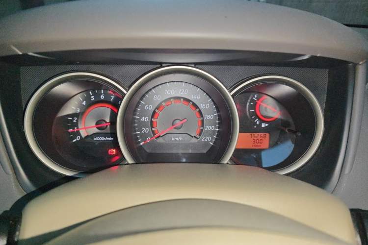 Used Nissan Sylphy 2012 Classic 1.6XE Manual Comfort Edition Instrument Cluster