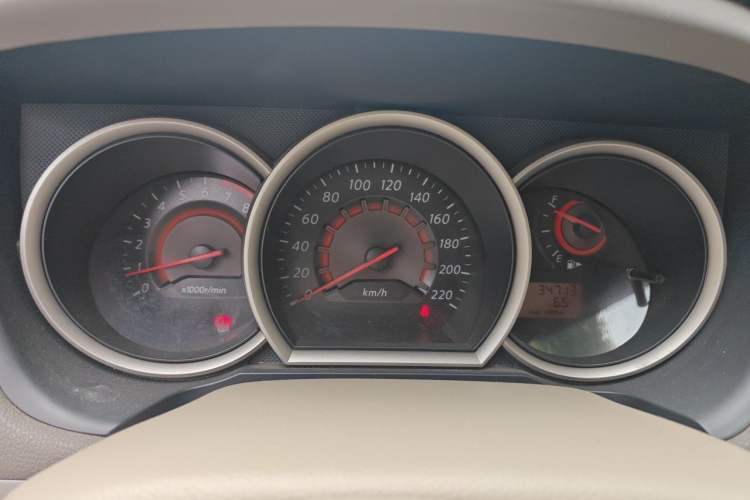 Used Nissan Sylphy 2012 Classic 1.6XE Automatic Comfort Edition Instrument Cluster