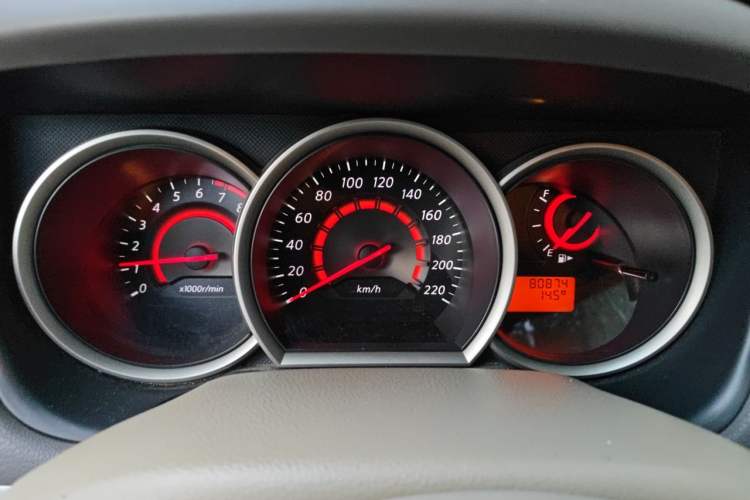 Used Nissan Sylphy 2012 Classic 1.6XE Automatic Comfort Edition Instrument Cluster