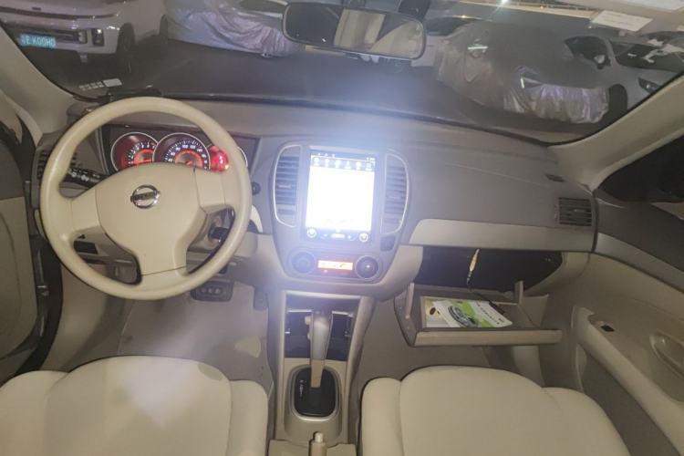Used Nissan Sylphy 2012 Classic 1.6XE Automatic Comfort Edition Interior 2