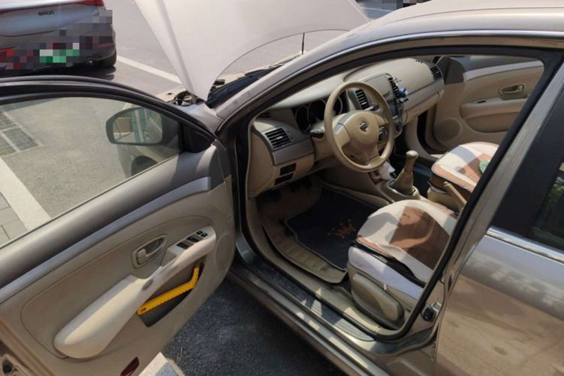 Used Nissan Sylphy 2012 Classic 1.6XE Manual Comfort Edition Interior 3