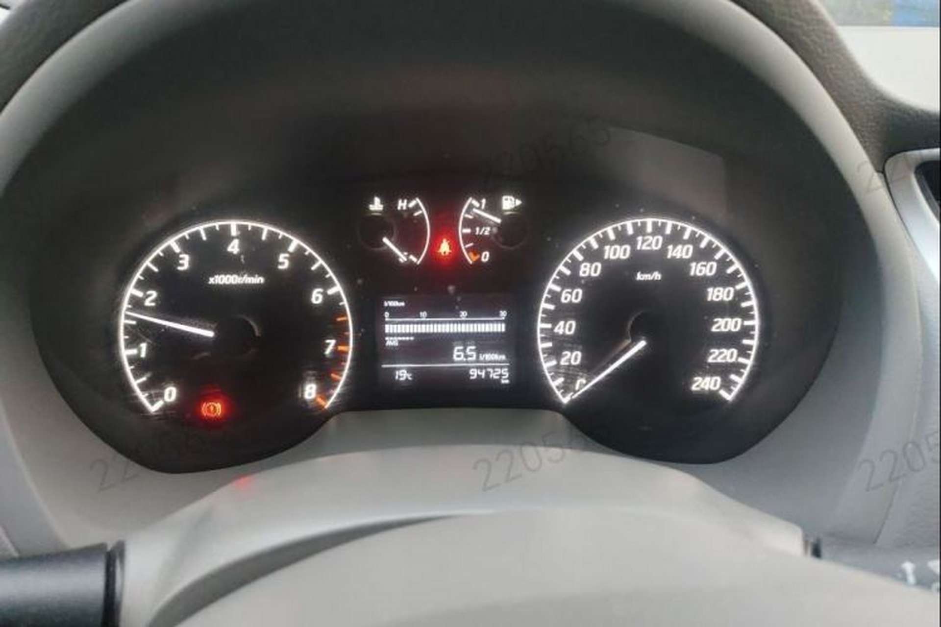 Used Nissan Sylphy 2012 1.6 XL Manual Luxury Edition Interior 3
