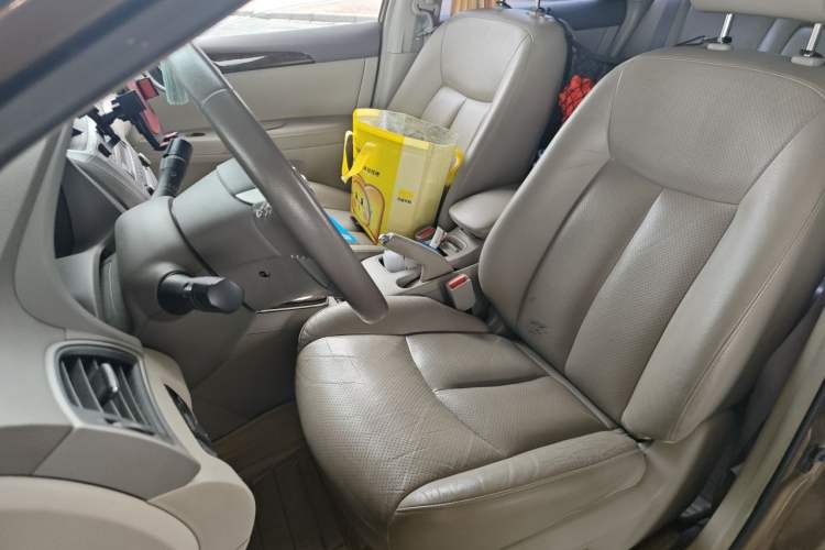 Used Nissan Sylphy 2012 1.6 XL CVT Luxury Edition Left Front Seat