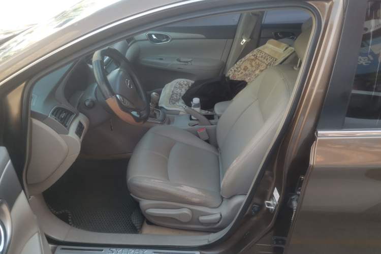 Used Nissan Sylphy 2012 1.8XL Manual Luxury Edition Left Front Seat