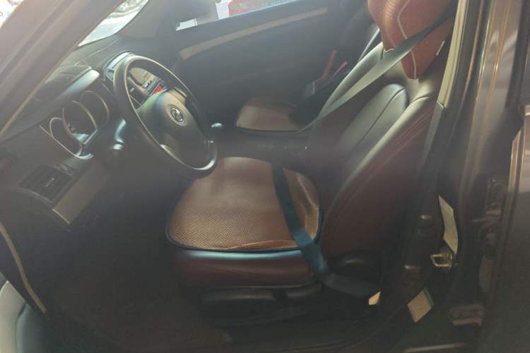Used Nissan Sylphy 2012 Classic 1.6XE Manual Comfort Edition Left Front Seat