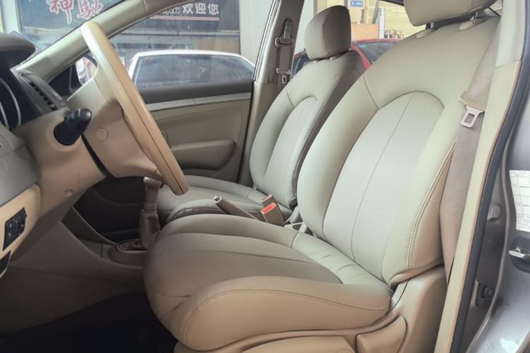 Used Nissan Sylphy 2012 Classic 1.6XE Manual Comfort Edition Left Front Seat