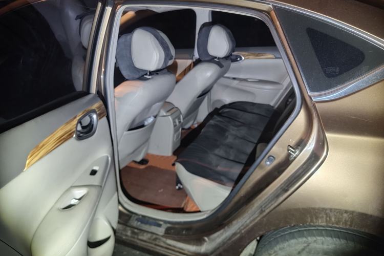 Used Nissan Sylphy 2012 1.6 XL CVT Luxury Edition Left Rear Seat