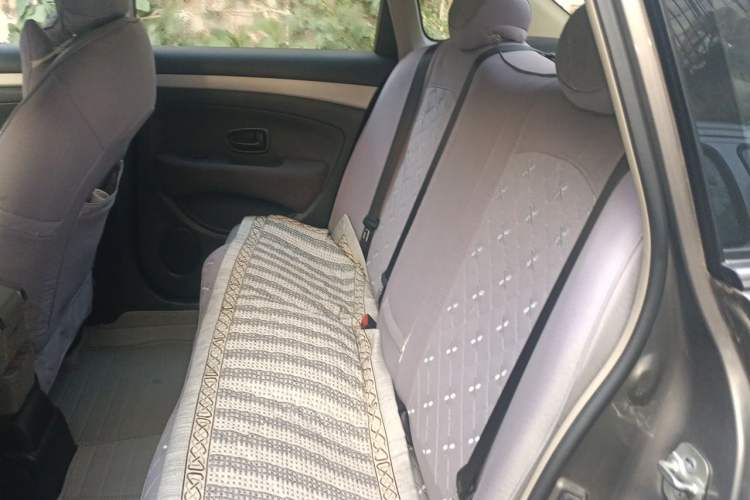 Used Nissan Sylphy 2012 Classic 1.6XE Automatic Comfort Edition Left Rear Seat