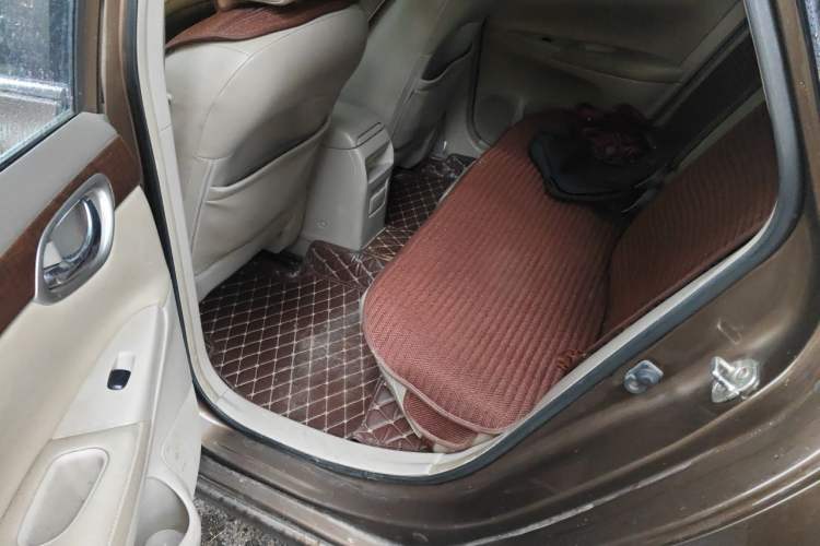 Used Nissan Sylphy 2012 1.6 XL CVT Luxury Edition Left Rear Seat