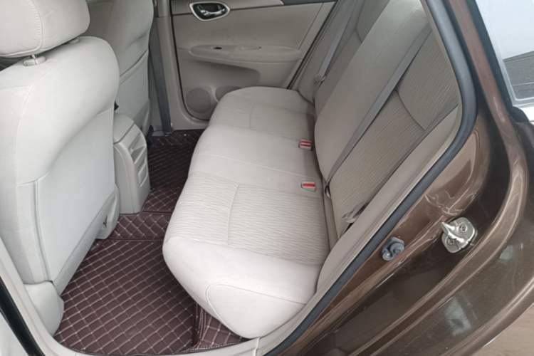 Used Nissan Sylphy 2012 1.6XE CVT Comfort Edition Left Rear Seat