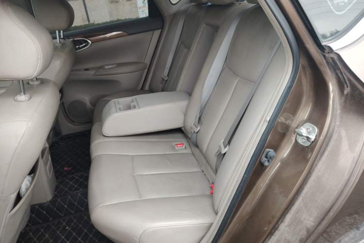 Used Nissan Sylphy 2012 1.6 XL Manual Luxury Edition Left Rear Seat